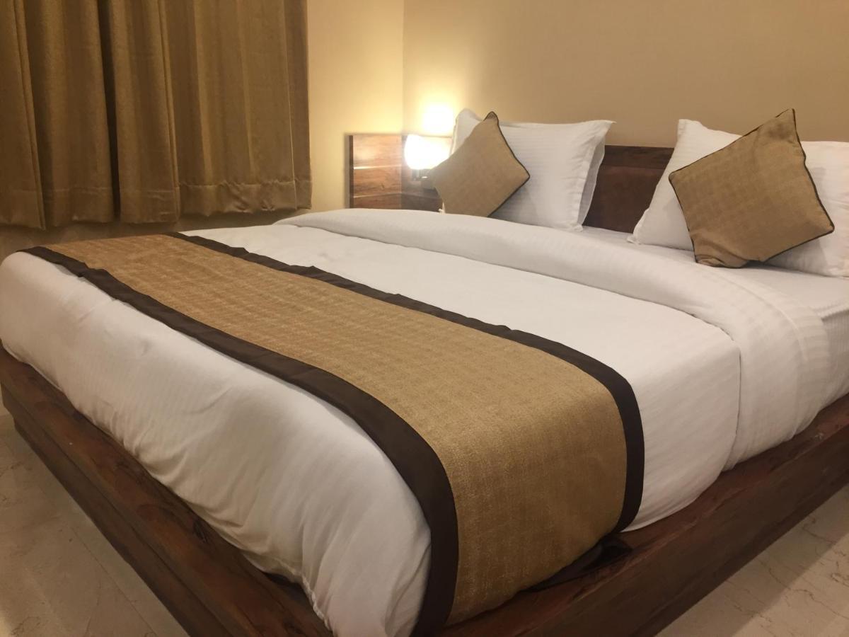 Hotel Bharat Кота Экстерьер фото