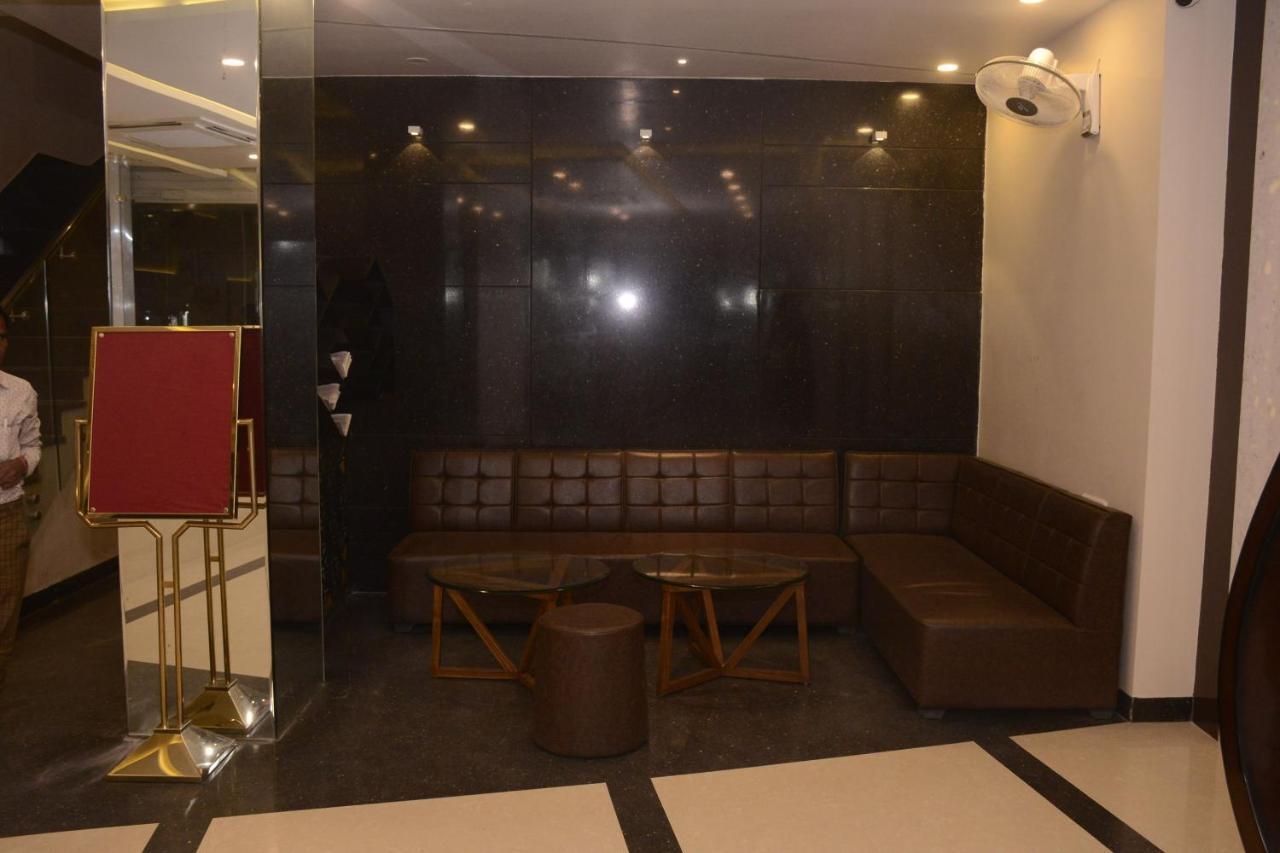 Hotel Bharat Кота Экстерьер фото